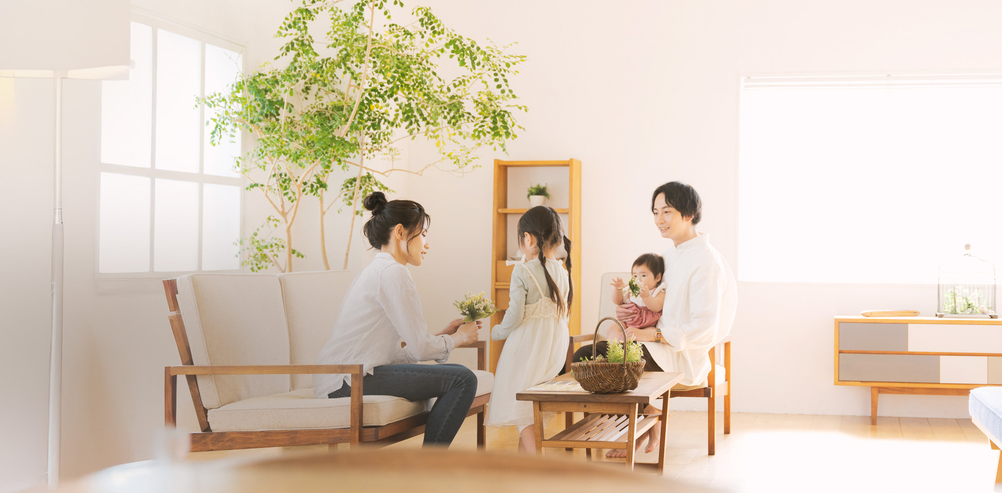 夢と幸せを創る あなたの『こうしたい！』を、最高のカタチにする！ 住まいのことなら夢工房へ。 10年先も、その先も。おトクに叶える、理想の住まい。